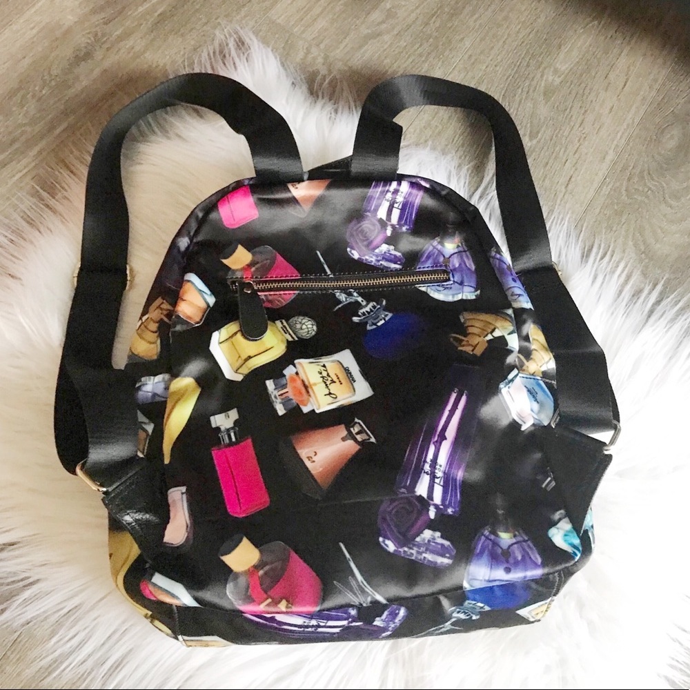 Deluxe Backpack - Picture 2 of 6
